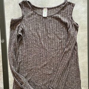 Gray Top